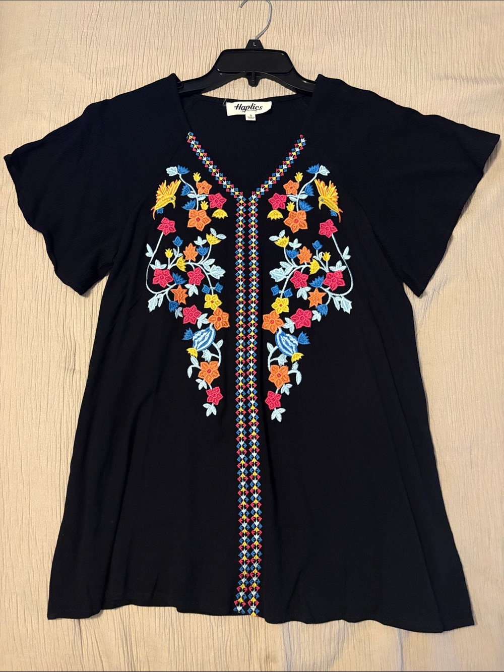 Haptics embroidered top